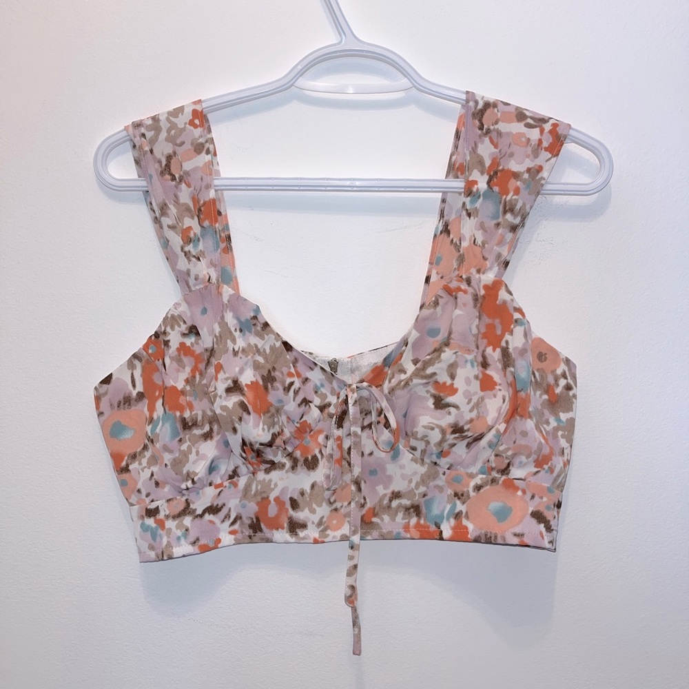 BNWOT SBetro Crop Top Size M